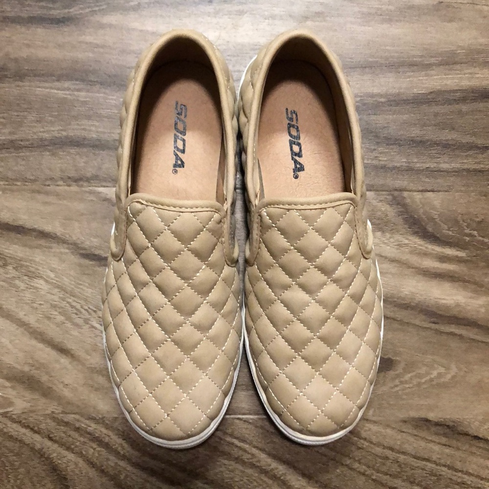 Cream Slip on Flats
